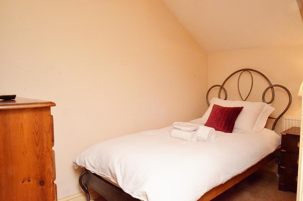 Trade Digs Brimscombe Villa Stroud  Bagian luar foto